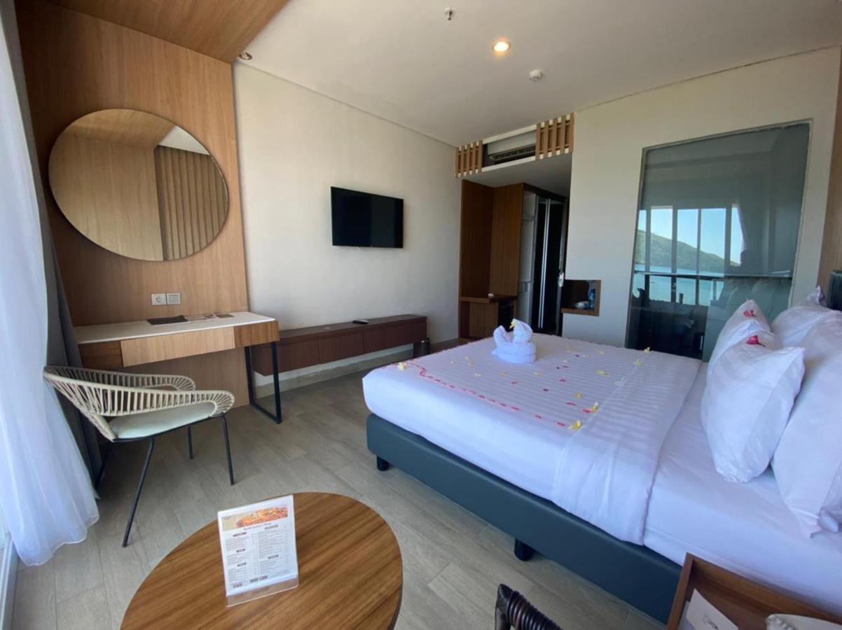 Raja Hotel Kuta Mandalika Resort & Convention Exterior foto